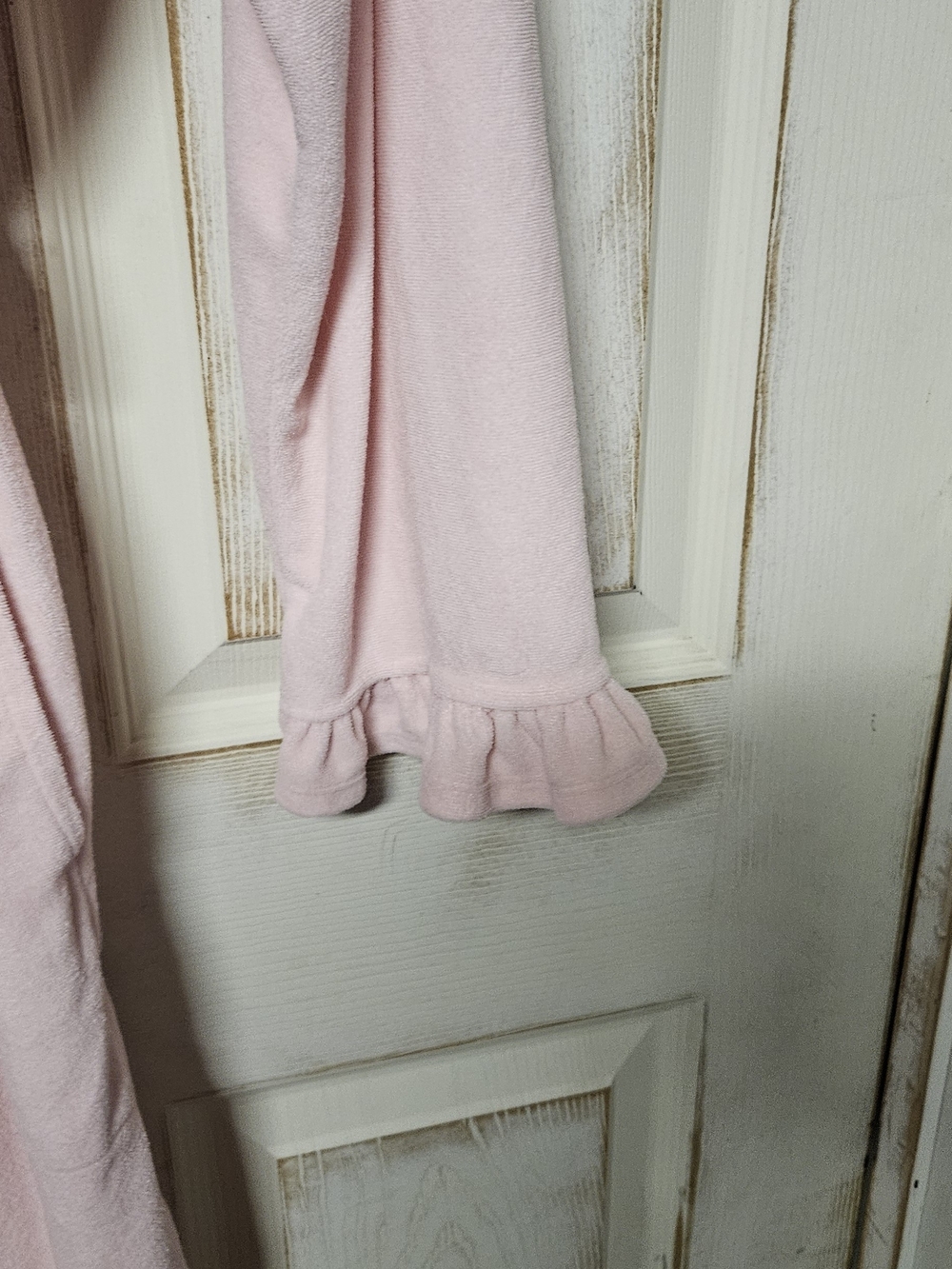 Adonna Light Pink Ruffle-Trim Fleece Robe - Picture 4 of 6